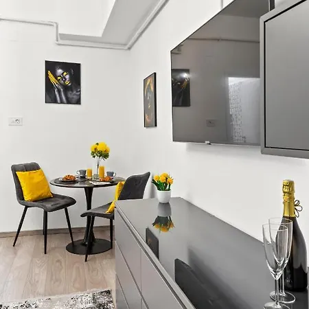 Διαμέρισμα Brand New - Old Town *